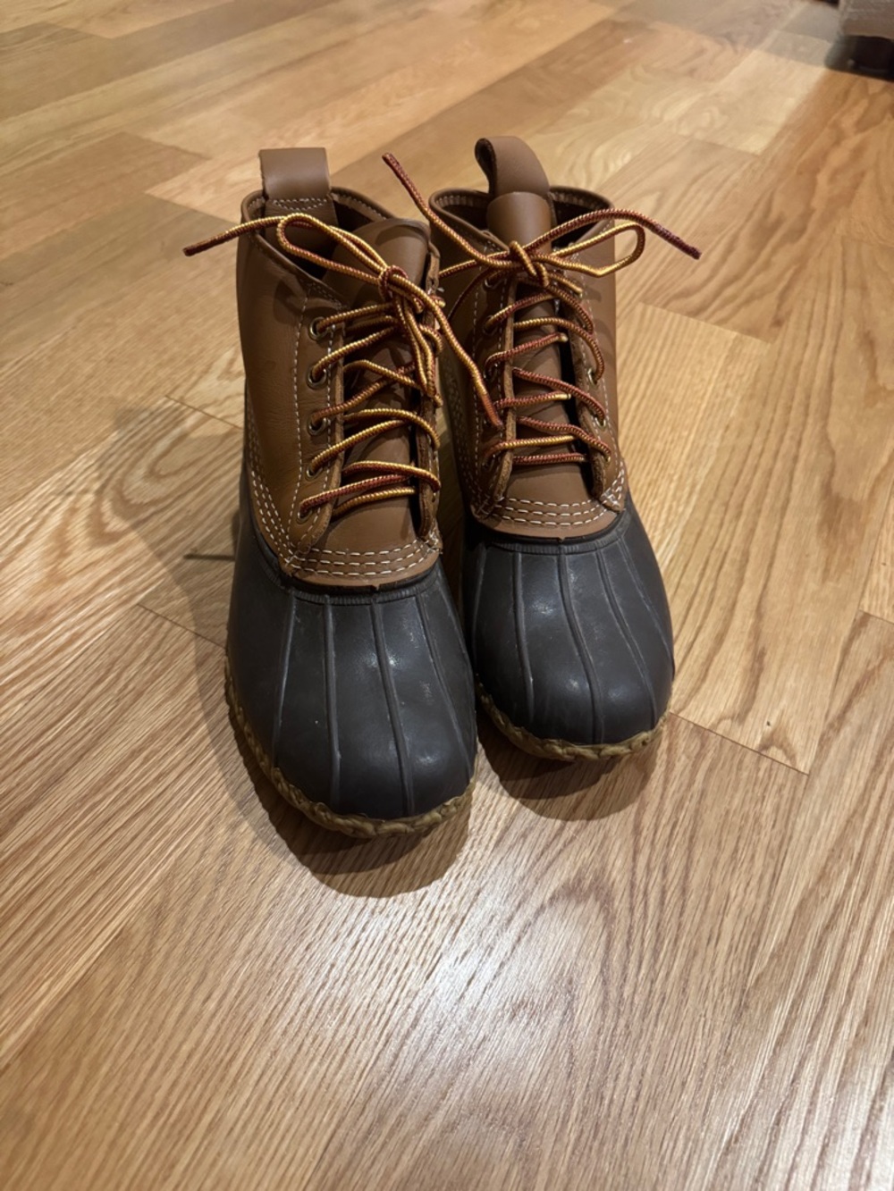 L.L.Bean Bean Boots Women’s Size 8 Brown Leather Black Rubber Duck Boots